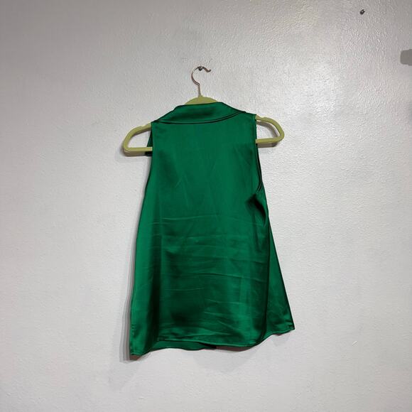 Sincerely Jules Green Satin Button Down Sleeveless Blouse Sz M - Picture 8 of 11